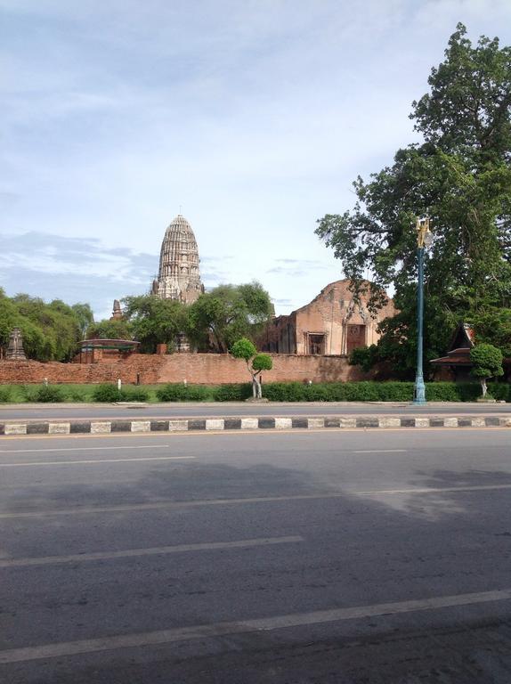 Bed and Breakfast Casa Ayutthaya Экстерьер фото