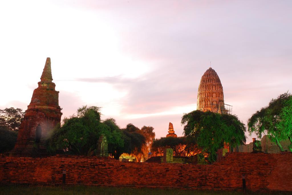 Bed and Breakfast Casa Ayutthaya Экстерьер фото